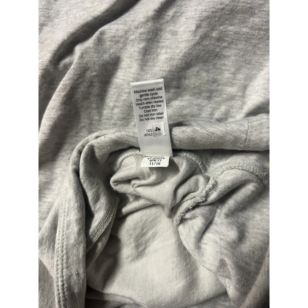 Athleta Skirt Gray Skirt,    Size Small‎